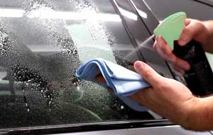 Can You Use Glass Cleaner As Windshield Wiper Fluid