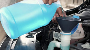 Read more about the article Does Windshield Wiper Fluid Expire?