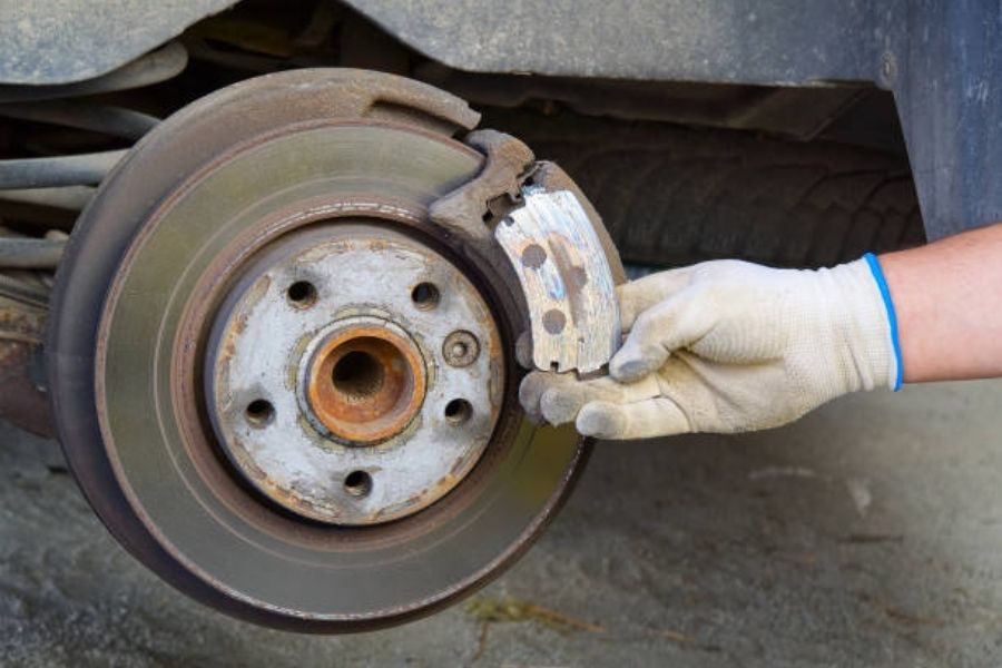 Can Having Low Radiator Fluid Damage Your Brakes