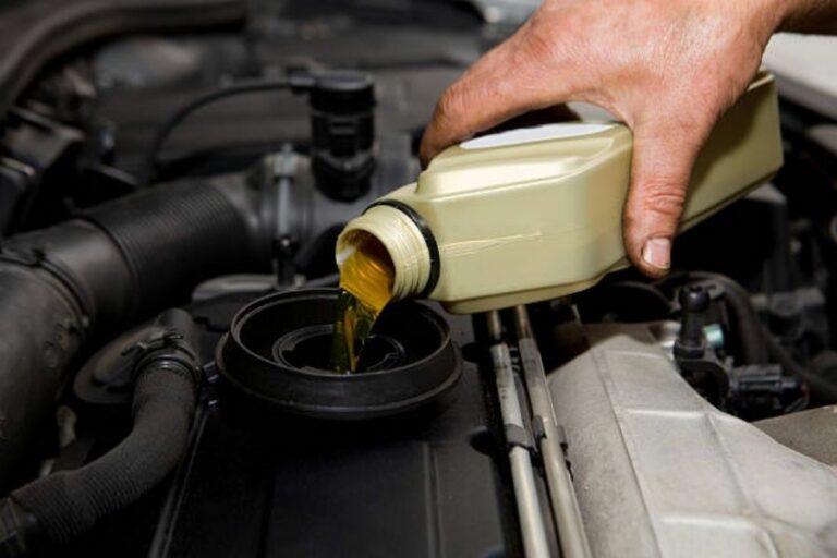 Is It Safe Mixing Dexcool and Universal Antifreeze? (Explained)
