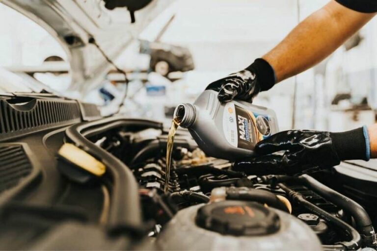 Top 3 Best Gear Oil For Noisy Differential (Reviews in 2023)