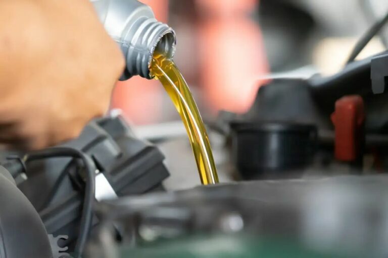 Top 7 Best Oil for 5.4 Triton (Review & Buying Guide) in 2022
